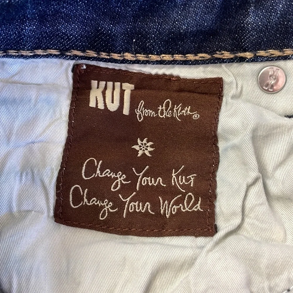 Kut Catherine Size 8 Denim Shorts